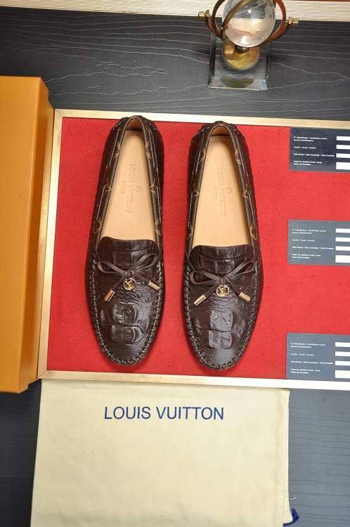 Picture of Louis Vuitton Shoes _SKULVsz38-44mnf0312211976